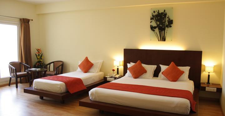 Hotel Atithi Puducherry Buitenkant foto